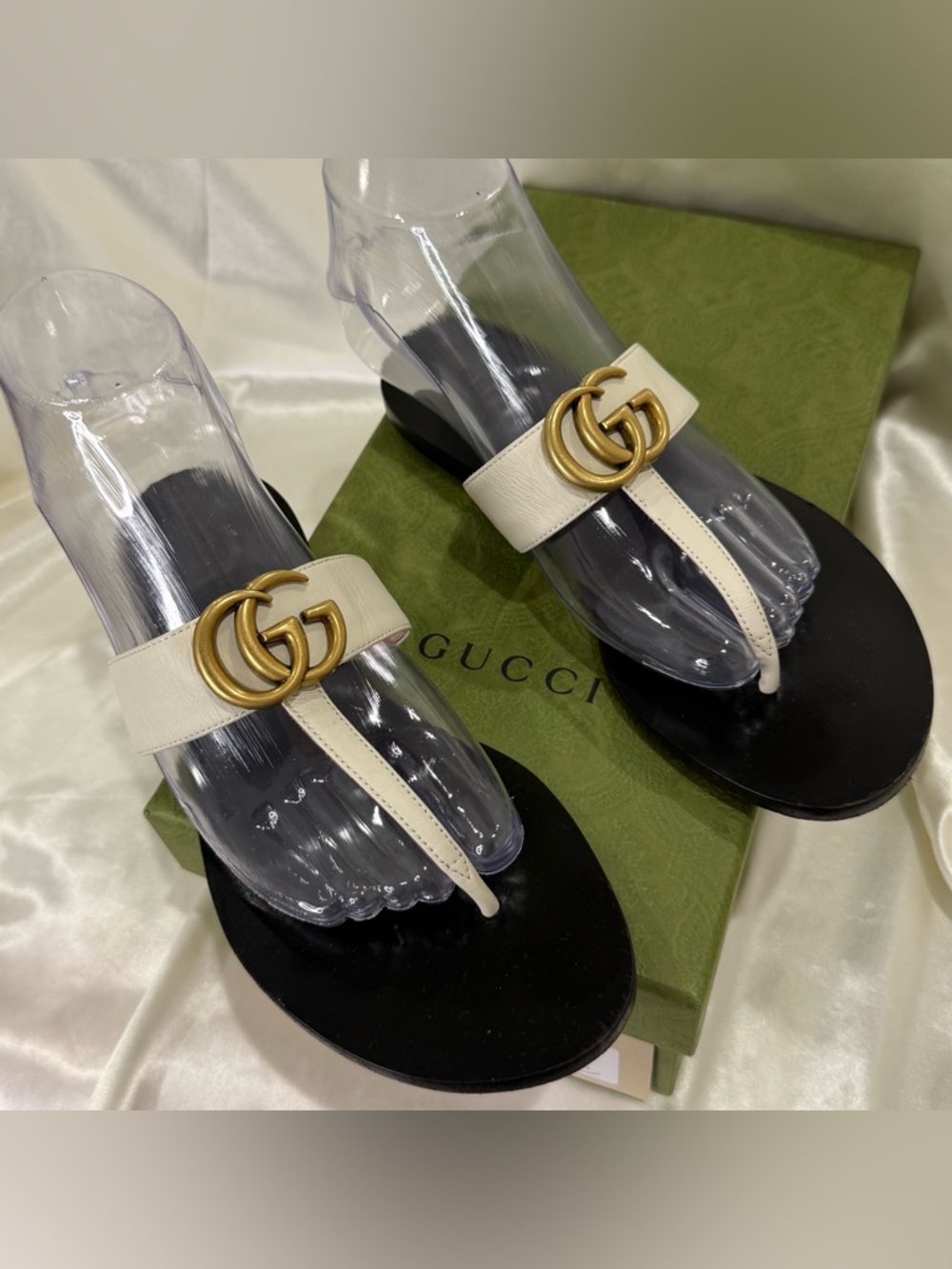 Gucci Lifford Marmont Sandal Flip Flop Size 36/6 White Double G Chic Vacation - Picture 5 of 16